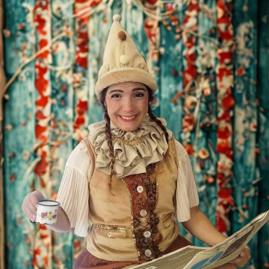 Atriz Mária Ribeiro do Espetáculo teatral-circense-infantil Veneta.